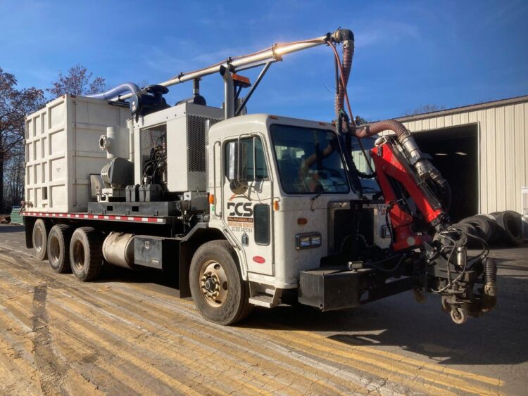 2007 Peterbilt 320 Blaster System