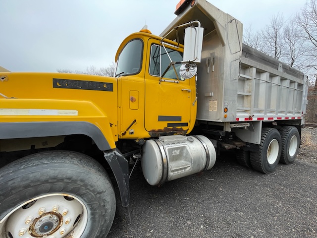 2002 Mack RD688S HD, # 2269