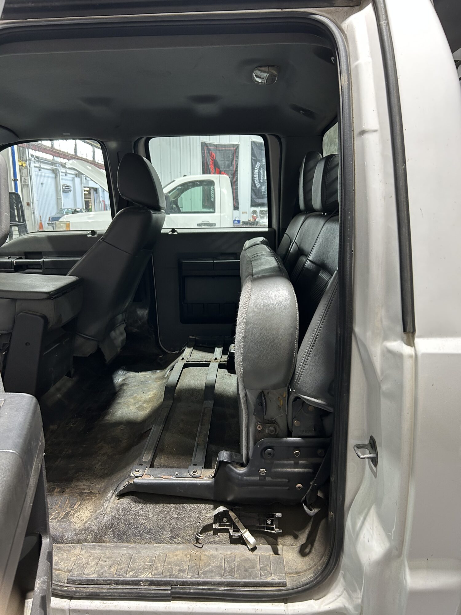 2011 Ford F450 Crew Cab Dual_2340-5